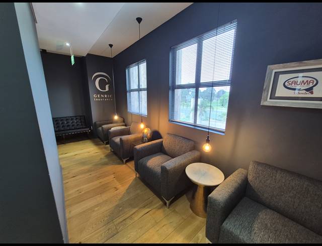 584M² OFFICE TO LET IN BRUMA